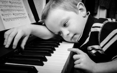 Music therapy helps kids understand complex sounds
